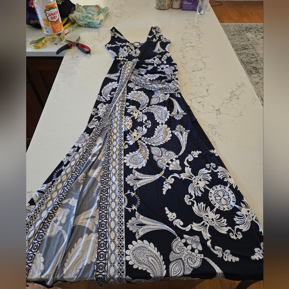 VENUS Navy and White Patterned Maxi Dress